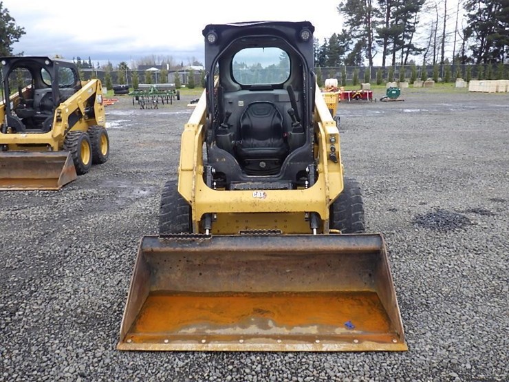 2020-caterpillar-226d3-image-2