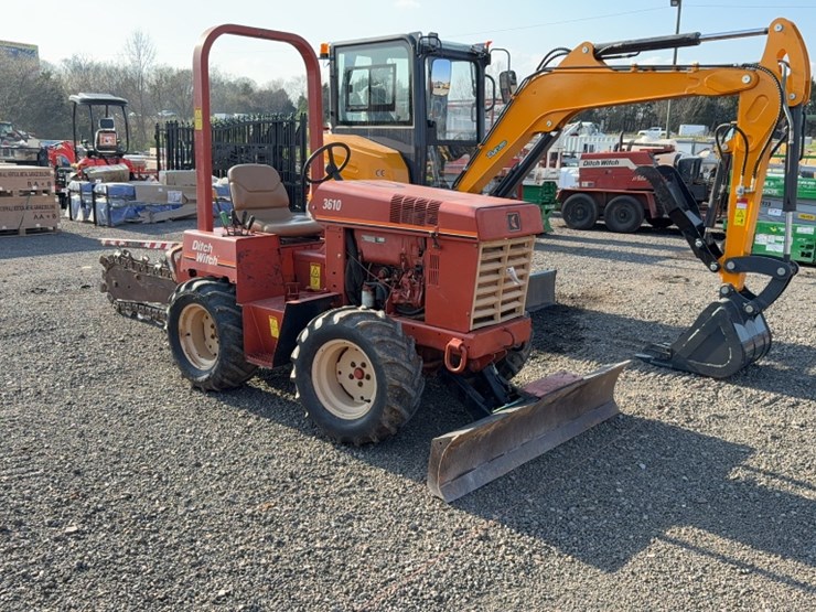 ditch-witch-3610-image-3