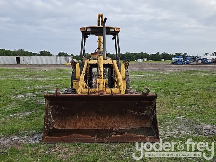 1994-john-deere-310d-image-11