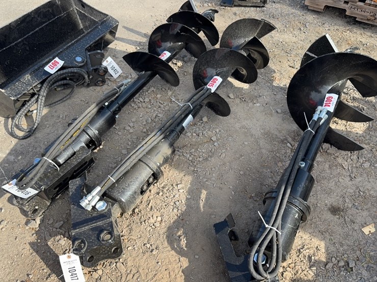 #6015-•-mini-excavator-post-hole-auger-image-2