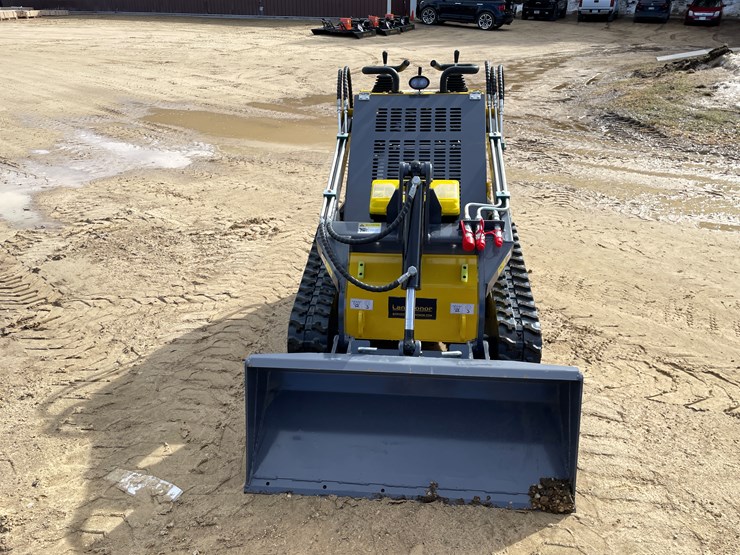 #212-•-landhonor-mini-skid-steer-loader-image-2