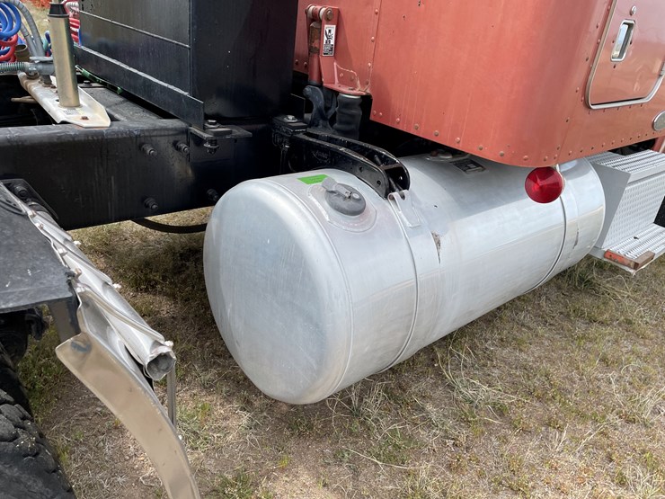 1998-peterbilt-378-image-24