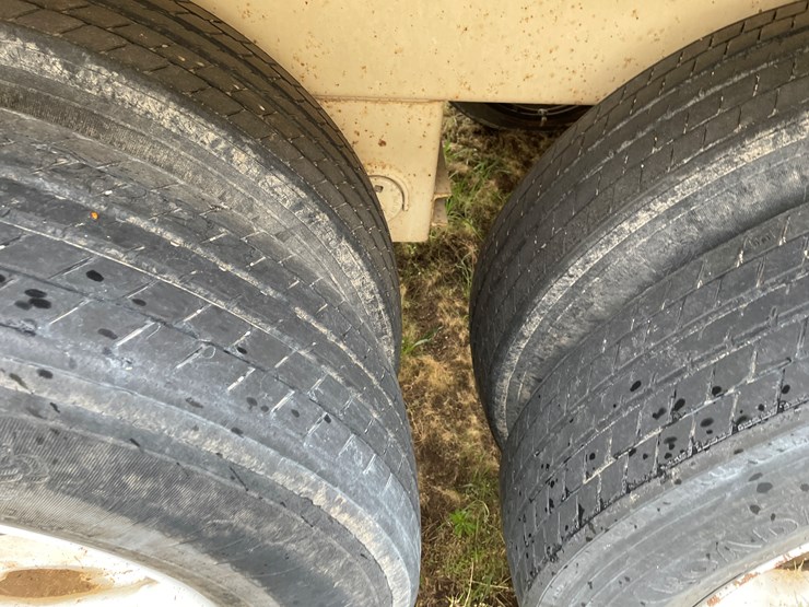 #4009-•-1999-lang-fab-belly-dump-spreader-(az-title)-image-6