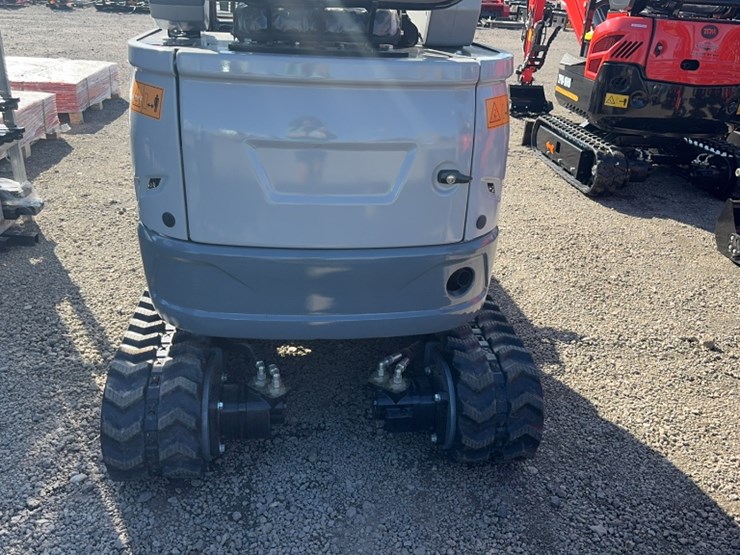 #1093-•-2025-ats-nt18k-mini-excavator-image-18