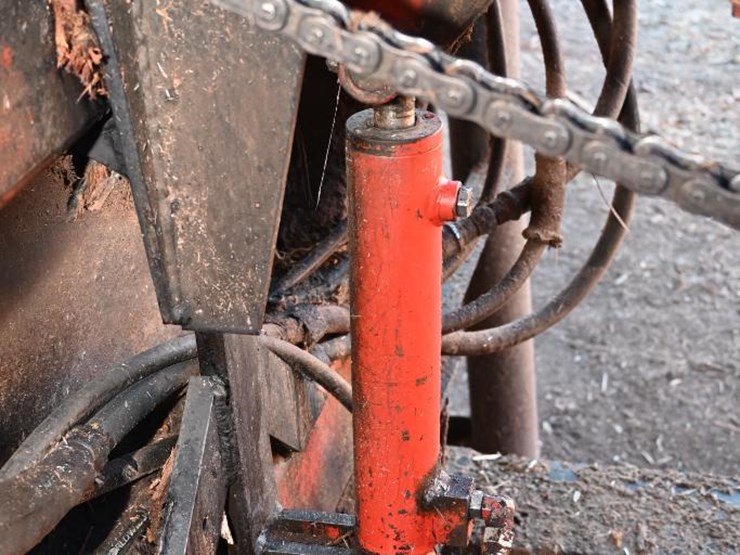 #110-•-morbark-infeed-log-trough-image-9