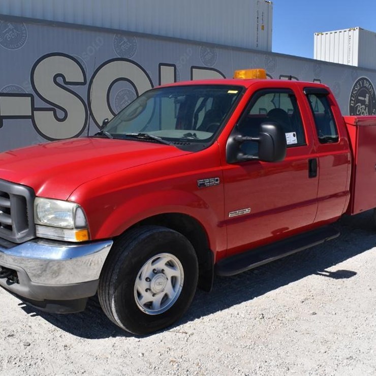 2003 FORD F250 XL