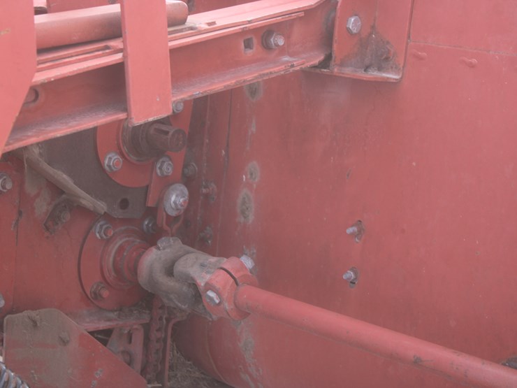 #1041-•-case-ih-8370-mower-conditioner-image-27