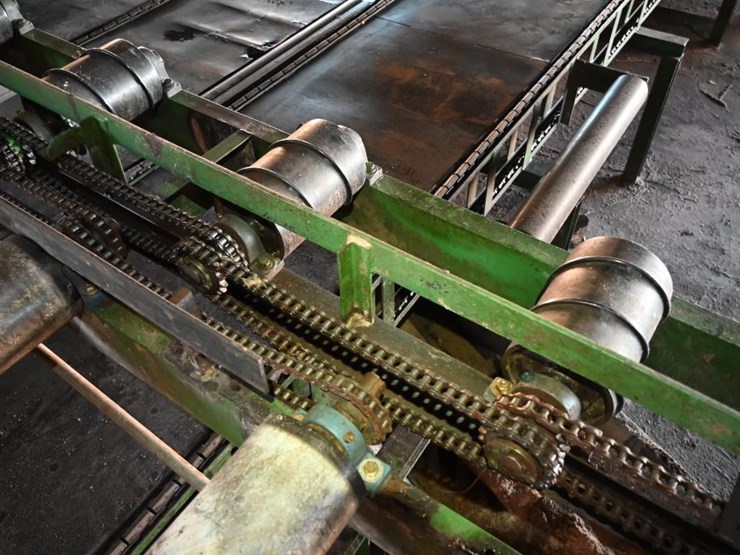 #166-•-roll-case-image-9