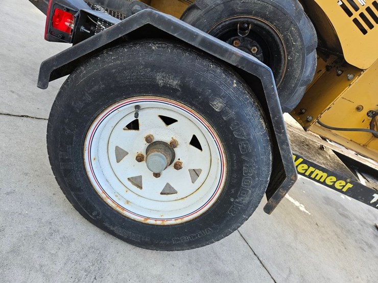 2007-vermeer-v2050-image-40