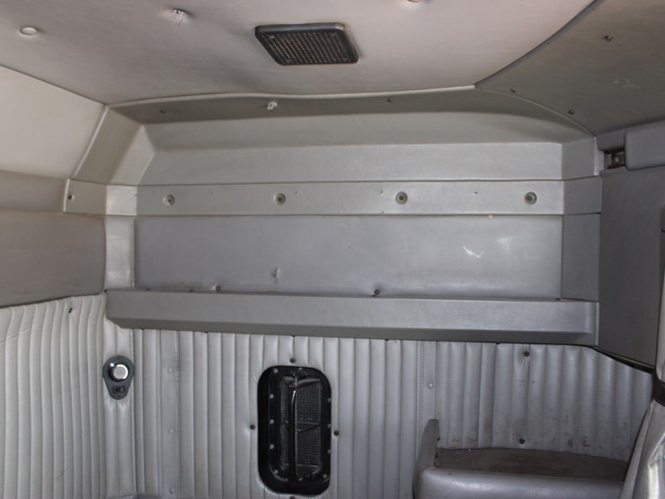 2004-kenworth-t800-image-60