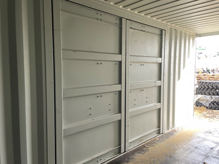 #112-•-40'-high-cube-multi-door-shipping-container-image-22