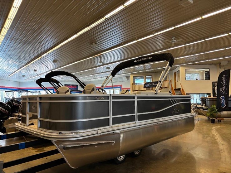 2025-g3-suncatcher-select-18f-pontoon-image-1