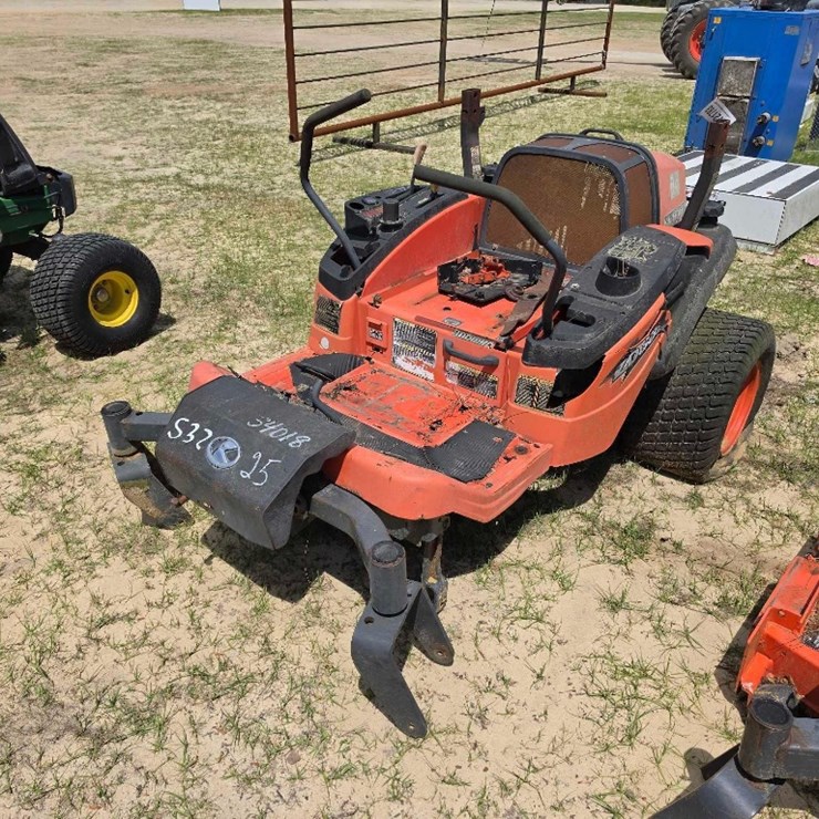 KUBOTA ZD331