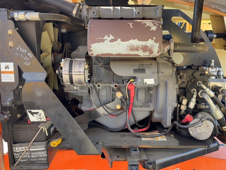 2013-jlg-450aj-image-10