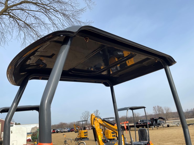 #1041-•-new-ats-rt12r-mini-excavator-image-30