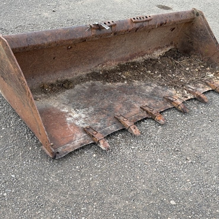 #2015 • BOBCAT 78" SKID STEER TOOTH BUCKET