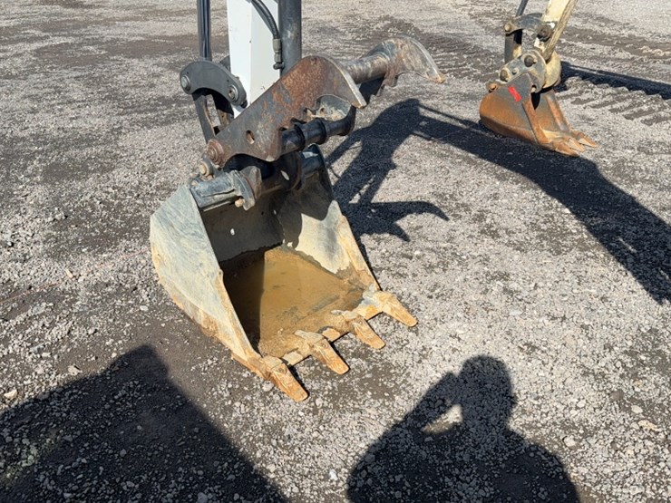 2019-bobcat-e35-image-13