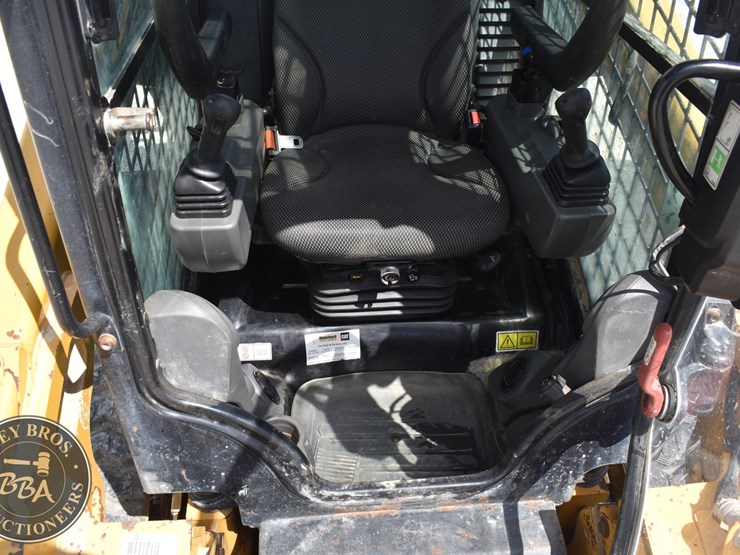 2020-caterpillar-289d3-image-83