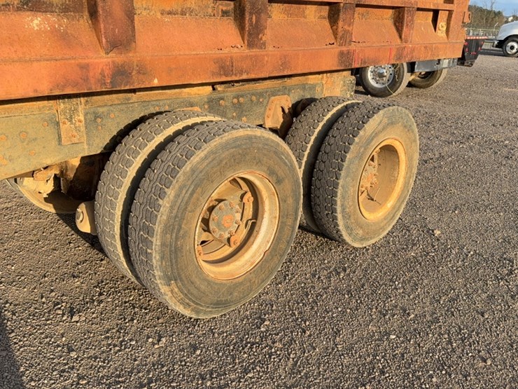 1988-ford-l8000-image-12