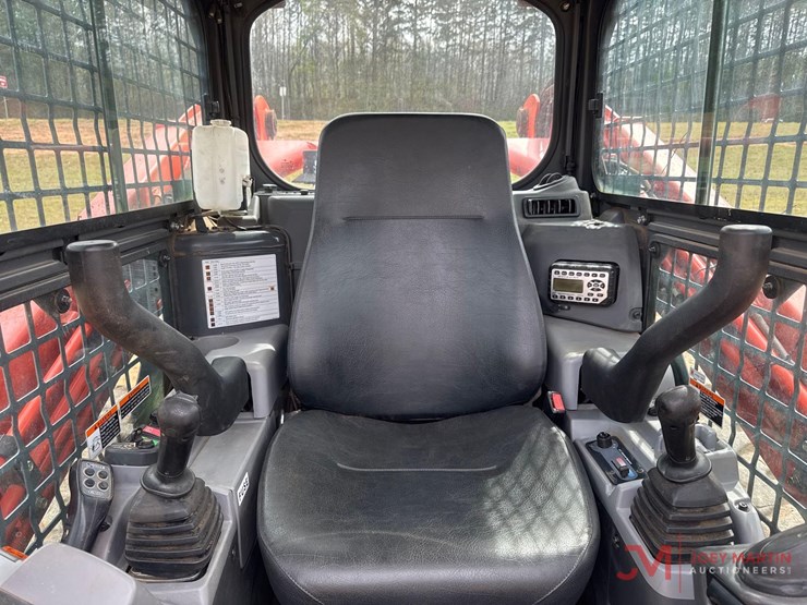 2017-kubota-svl95-2s-image-15