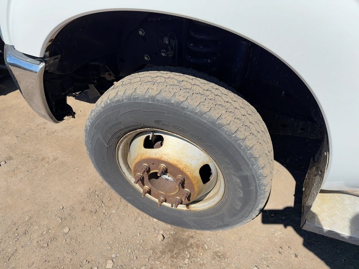 2014-ford-f350-xl-image-15