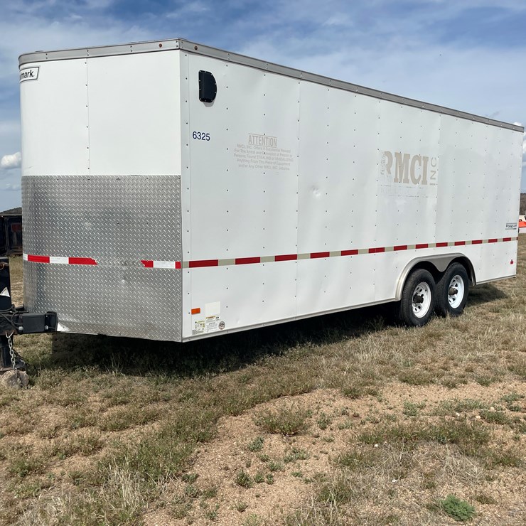 #4013 • Haulmark Enclosed Trailer (AZ Title)