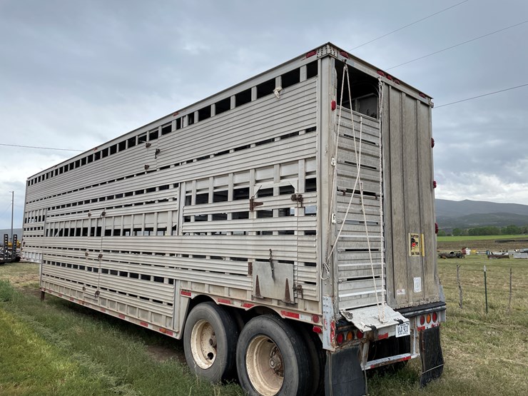 #4008-•-1978-barrett-cattle-trailer-(az-title)-image-4