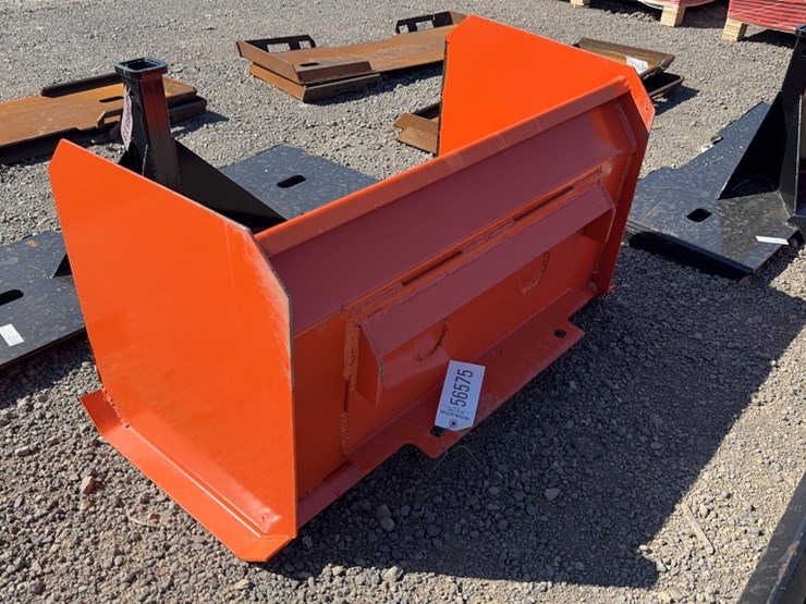 #1043-•-36"-dingo-snow-pusher-image-3