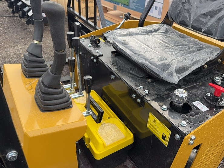 cfg-industry-h12r-image-13