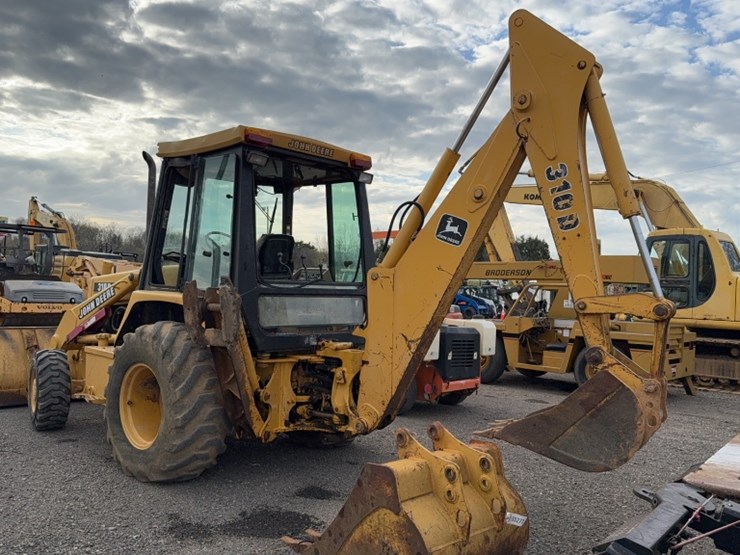 john-deere-310d-image-10