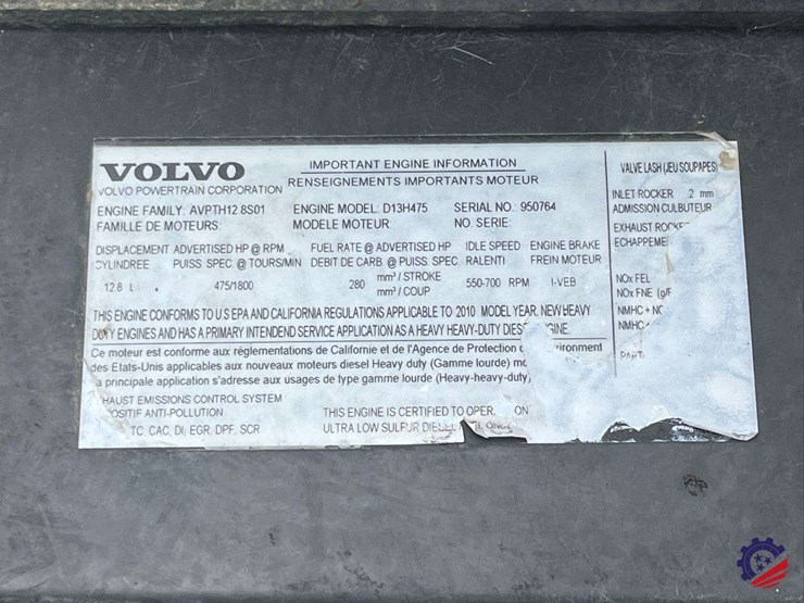 2011-volvo-truck-vhd-tri-axle-dump-truck-image-60