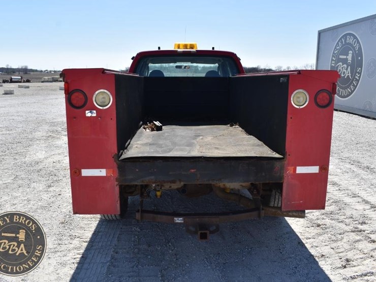 2003-ford-f250-xl-image-8