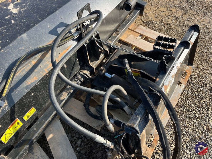 cat-ba118c-hyd-broom-attachment-parts-image-10