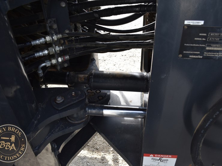 2021-komatsu-wa380-8-image-33