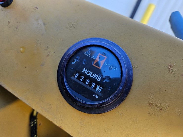 2007-vermeer-v2050-image-28