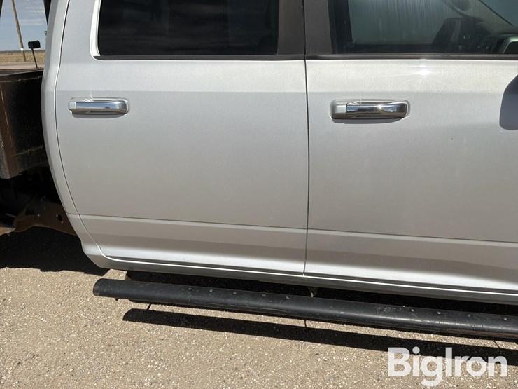 2011-dodge-2500-image-17