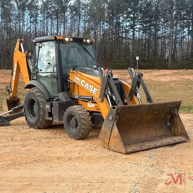 2023 CASE 580