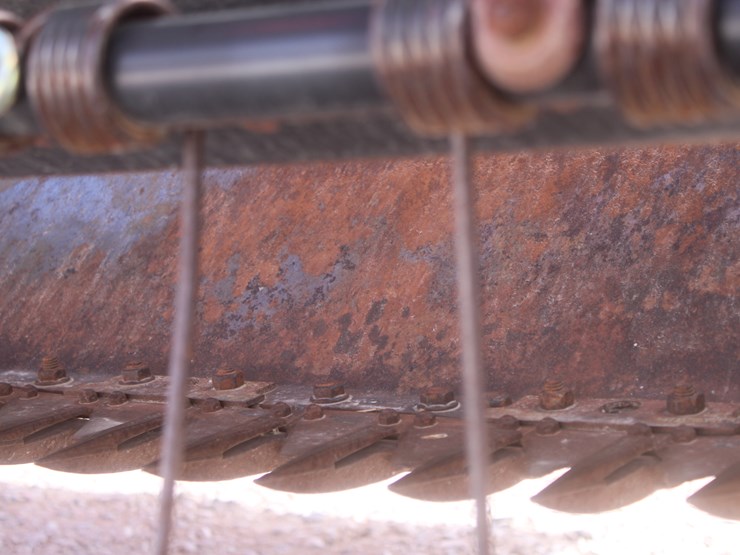 hesston-1170-image-17