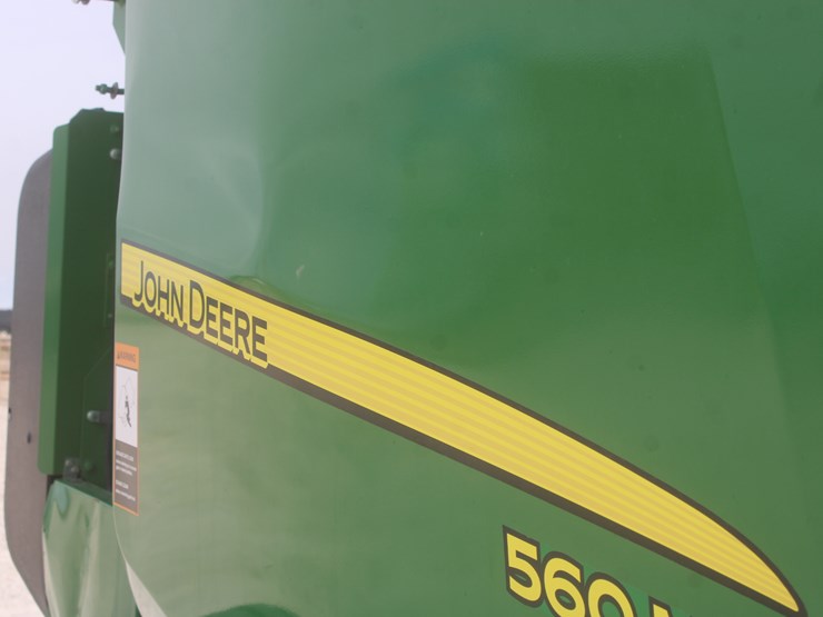 john-deere-560m-image-16