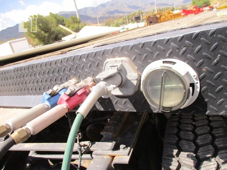 1988-utility-flatbed-image-11