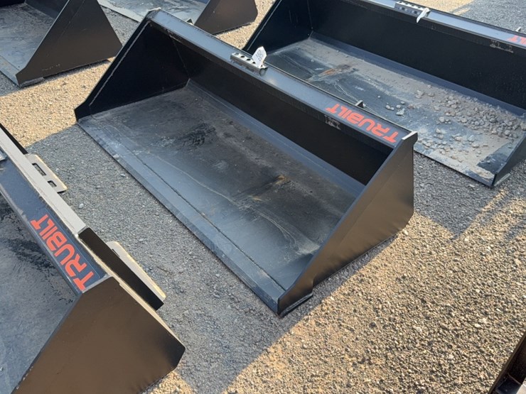 #2083-•-trubilt-66"-skid-steer-smooth-bucket-image-1