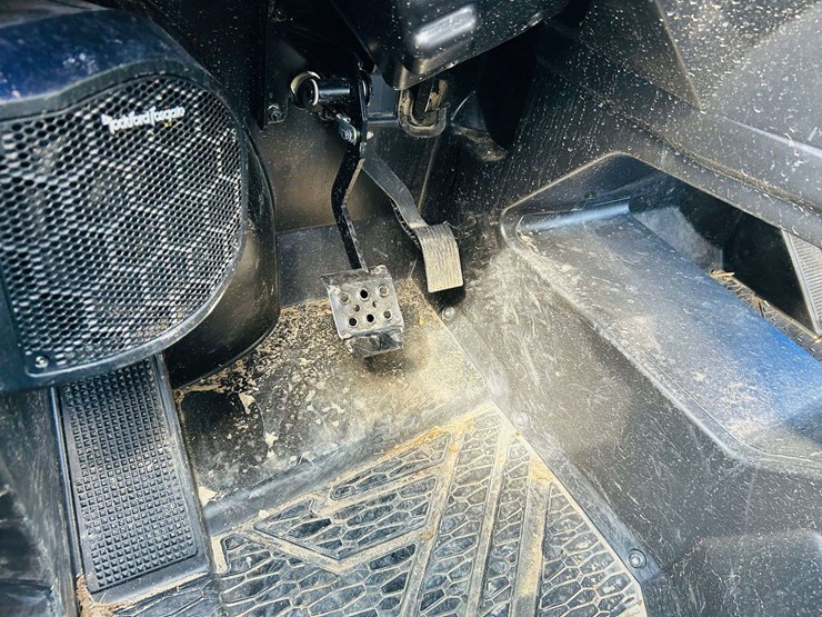 2024-general-polaris-image-34