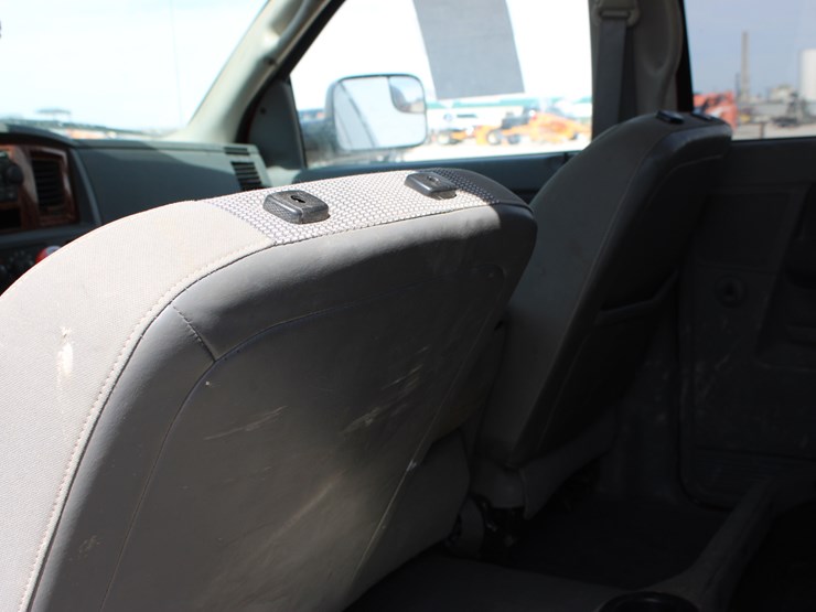 2006-dodge-ram-2500-image-36