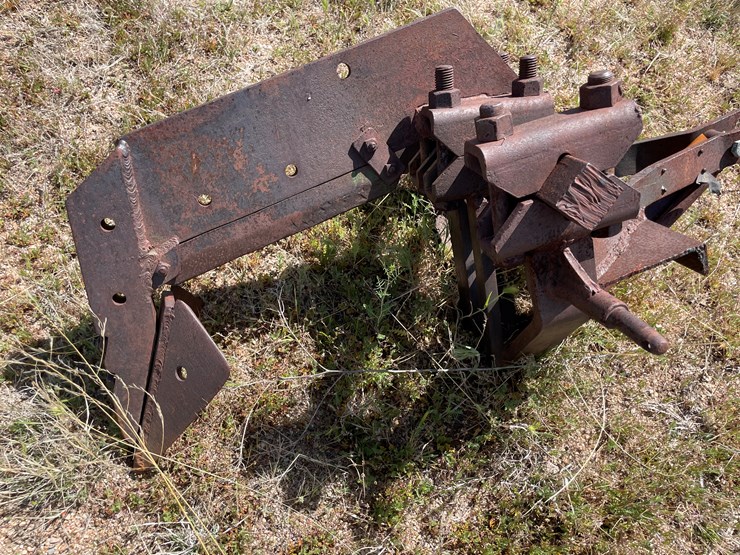 #4037-•-single-point-ripper-image-2