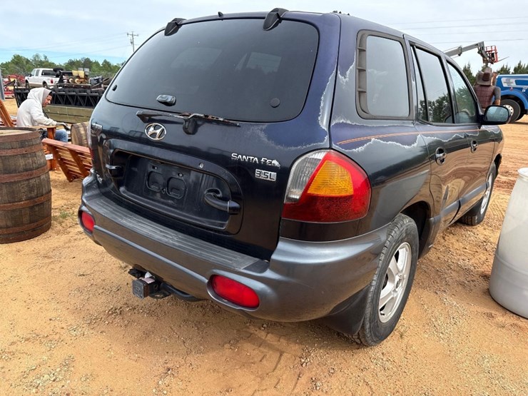 2004-hyundai-santa-fe-image-4