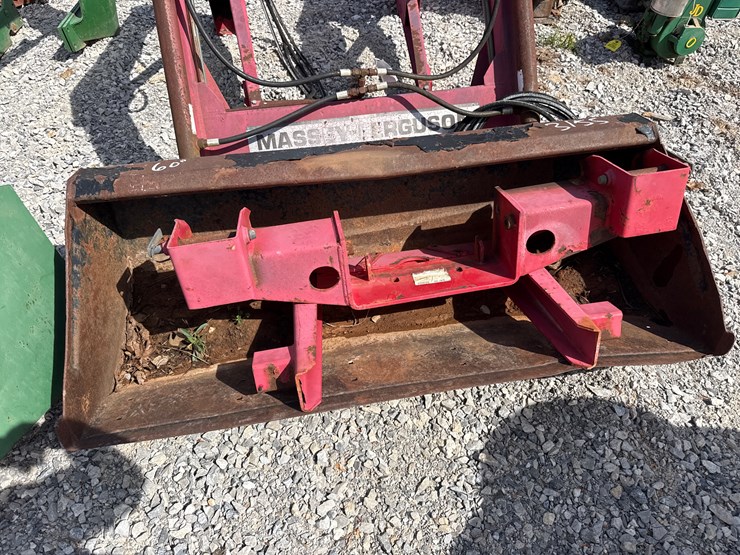 massey-ferguson-232-image-2