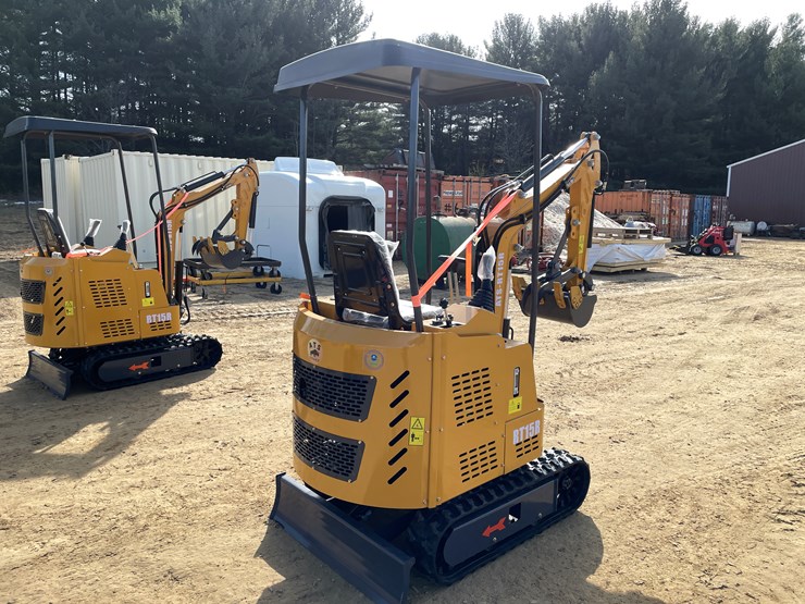 #1036-•-new-ats-rt15r-mini-excavator-image-5