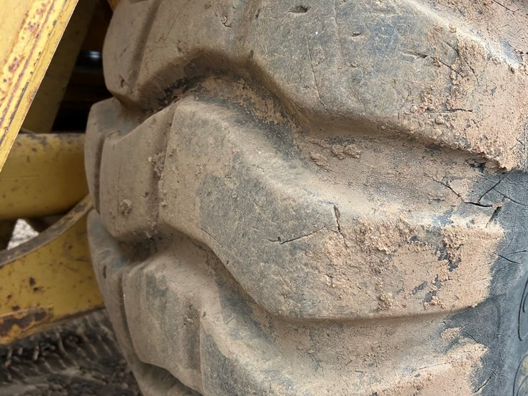 caterpillar-615c-image-89