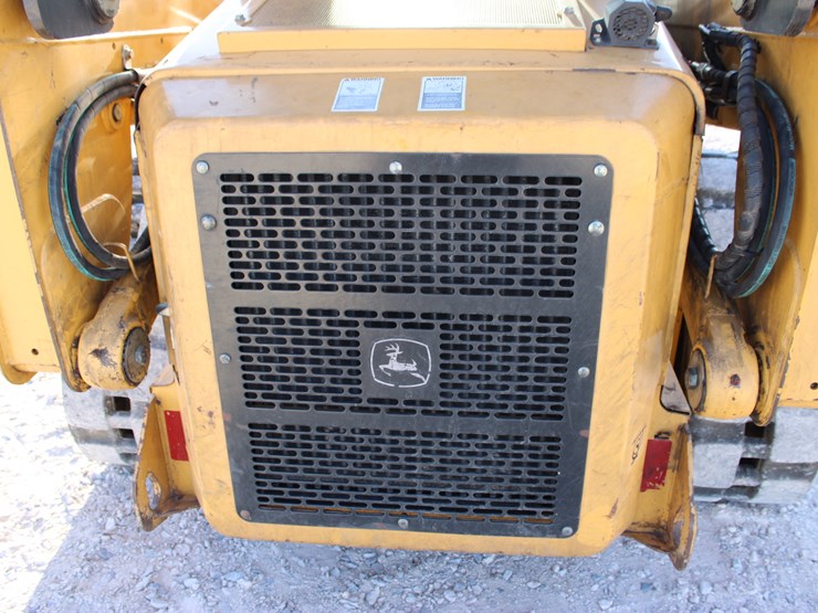 deere-ct322-image-28