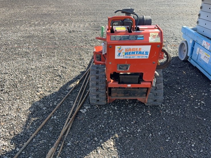 2019-ditch-witch-c24x-image-5